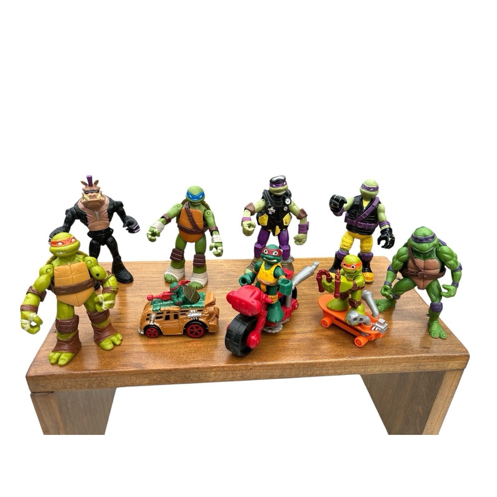 Vintage TMNT Action Figure & Vehicle Lot